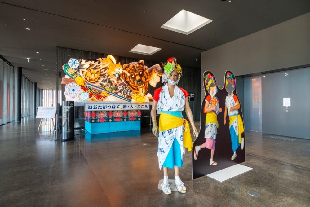 ハネト衣装も展示