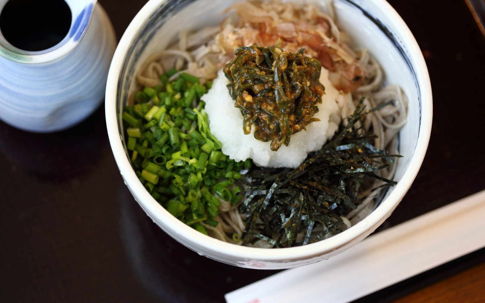 玄そばからの完全自家製粉でつくられた絶品平打ちおそば