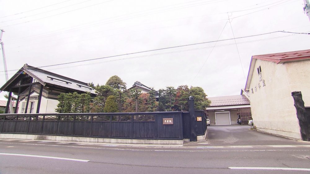 もとはりんご農家だった建物で