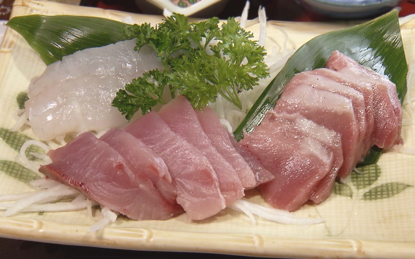 深浦産の新鮮な海の幸がてんこ盛りで大満足!