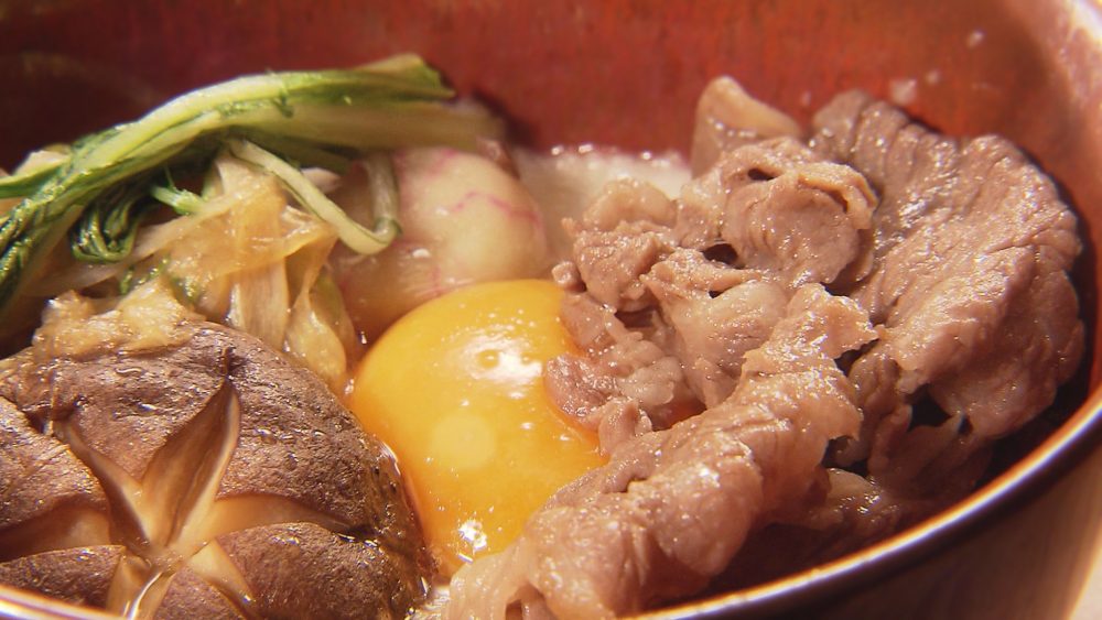 長いも、卵黄に絡めて