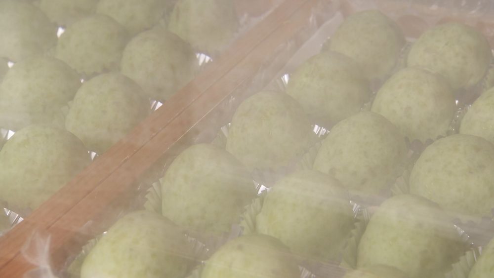 やさしい色合いに惹かれます