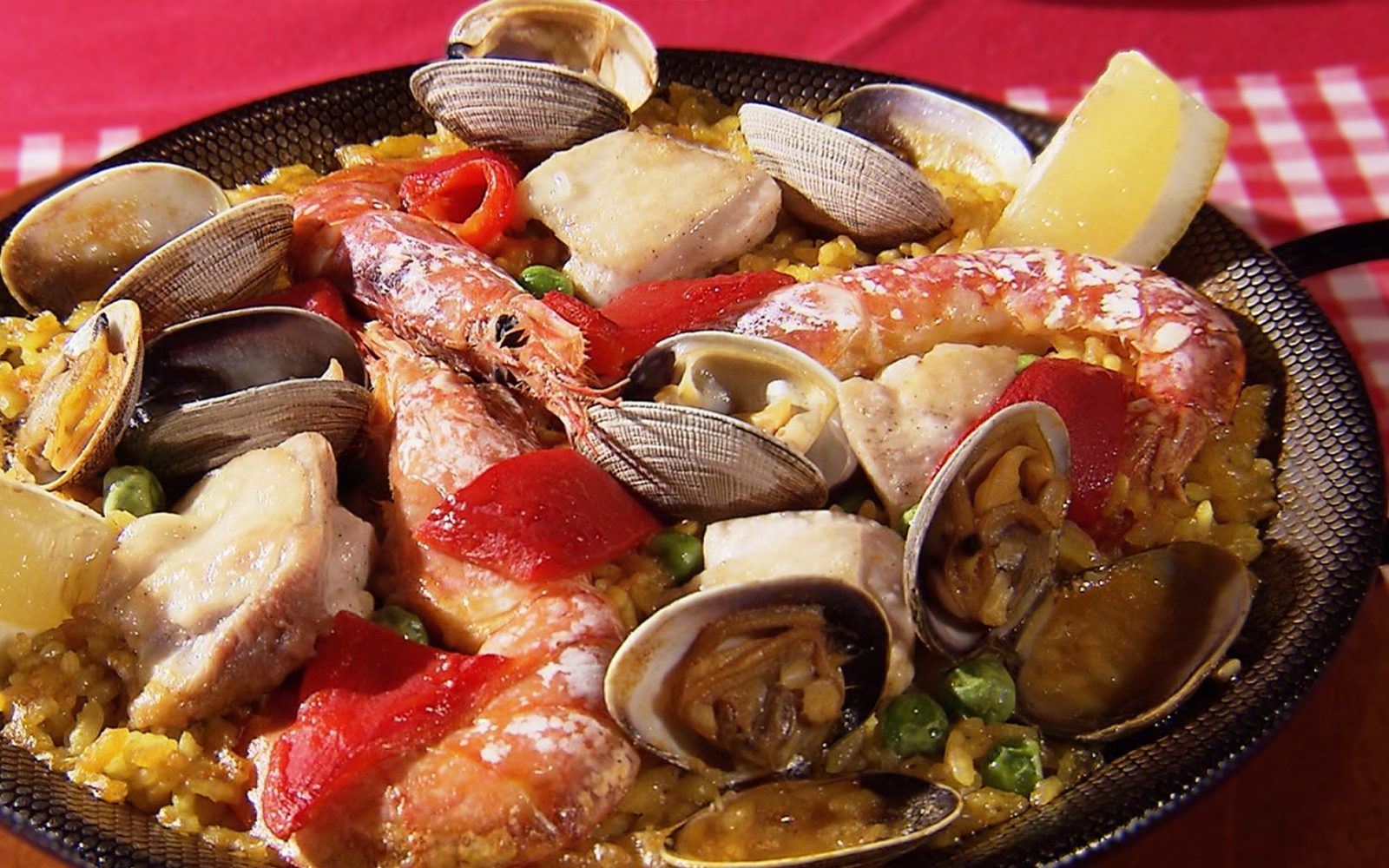 愛情たっぷり!スペインの家庭料理を味わえるお店
