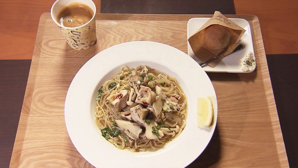 チキンとキノコのスープスパゲッティ