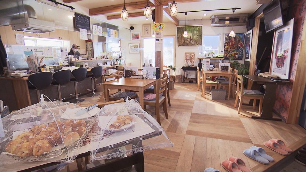 ぬくもりを感じる店内