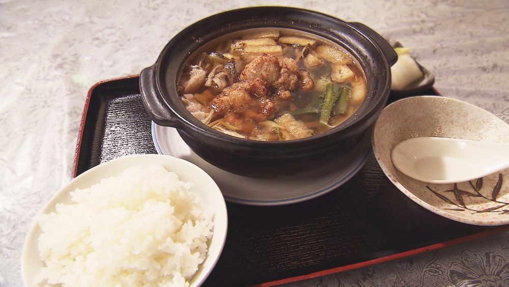 つがるにんにく塩こうじ鍋定食