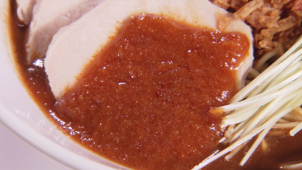 鶏の旨み広がるチャーシュー