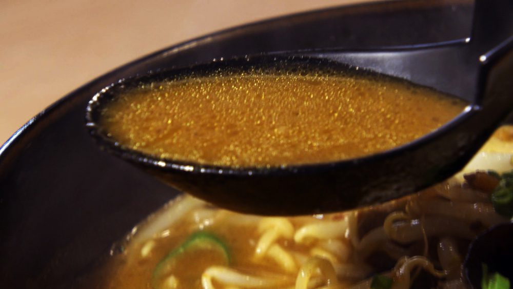 カレーの芳ばしい香り