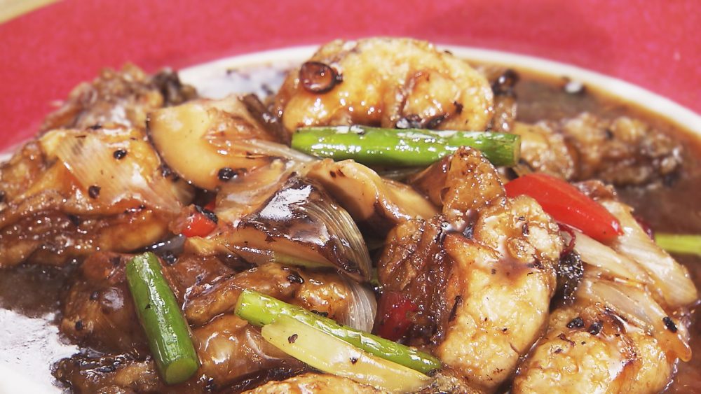 口いっぱいに牡蠣が広がり