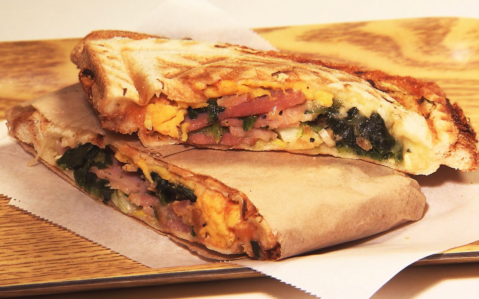 大注目！テイクアウトメインのホットサンド専門店