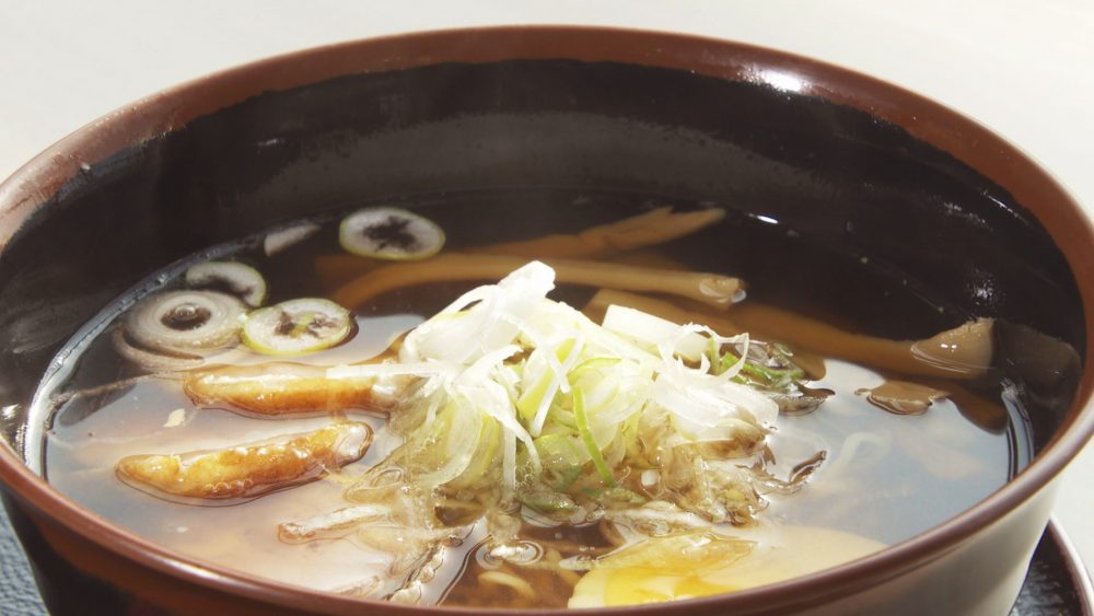 しょうゆの風味広がる「そばだし」