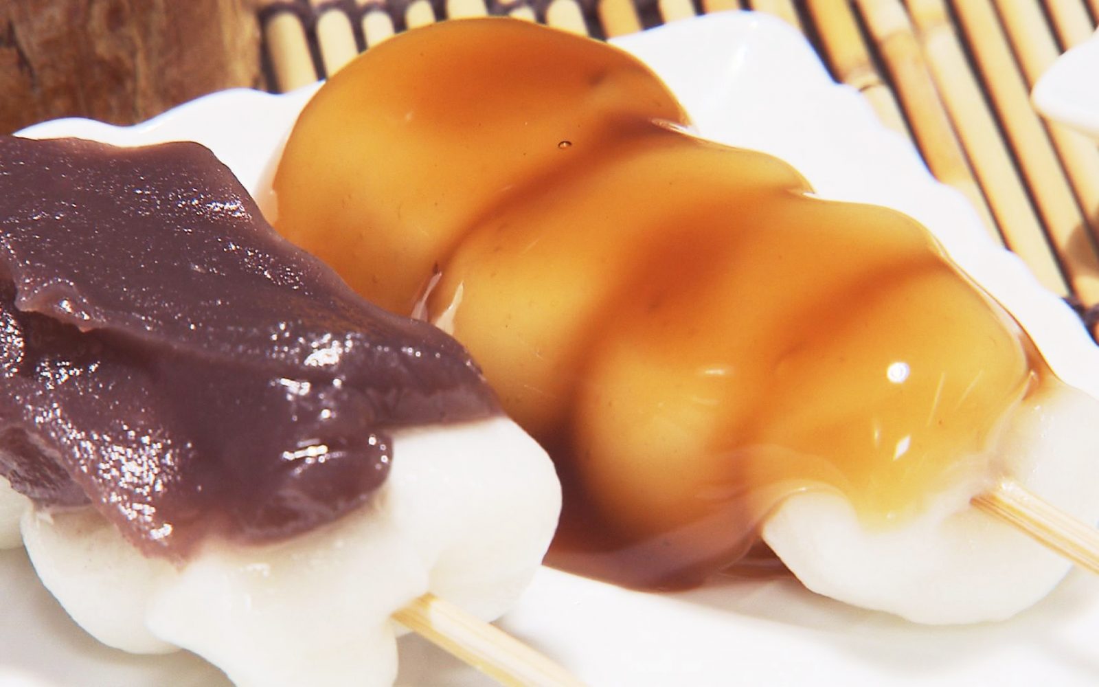 50年以上続く老舗和菓子店の名物！できたて”串だんご”