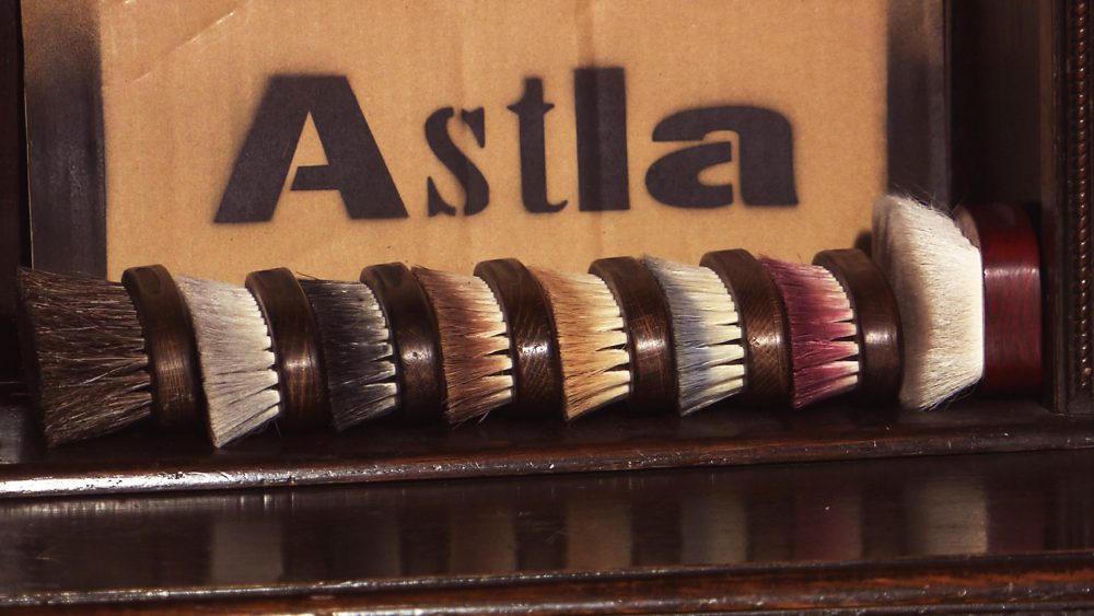 靴の修理も行っています