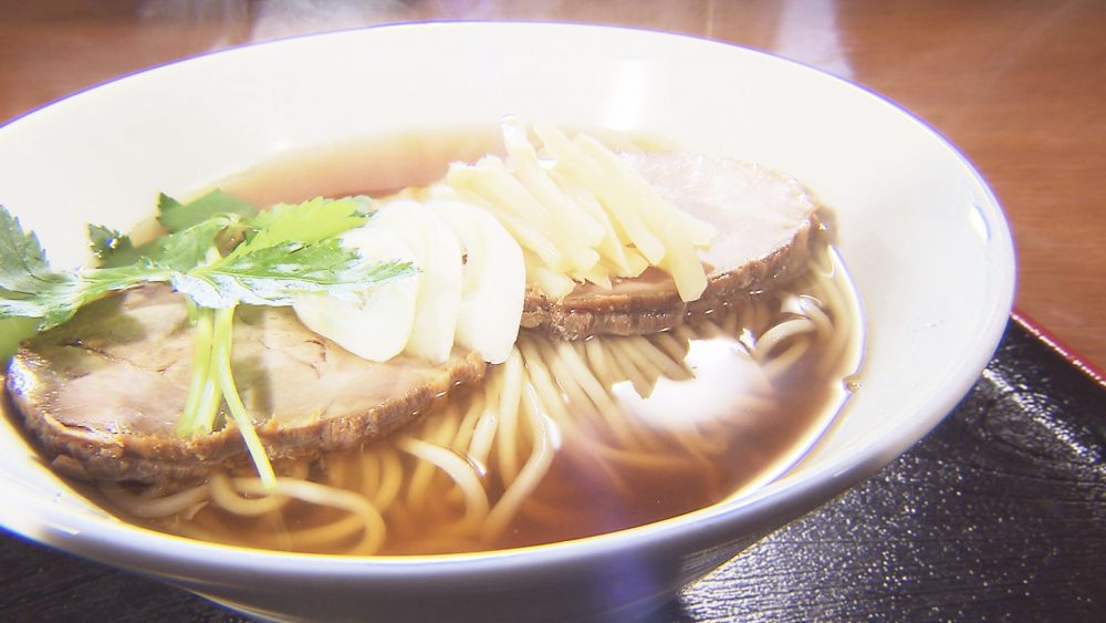 鯛煮干し＆焼きアゴが香る！料亭のような上品な一杯