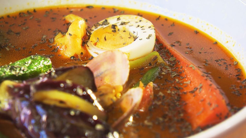 50種類以上のカレー！ランチや焼きたてナンも楽しめるカレー店