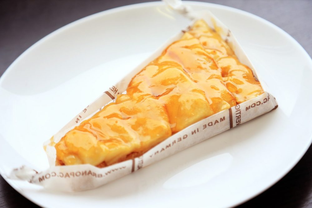 林檎の食感も楽しめる・アップルパイ