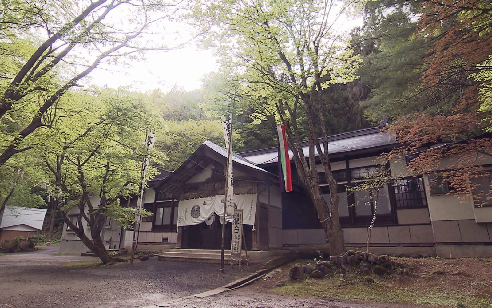 33年ぶりの御開帳「五國山 観音院 久渡寺」