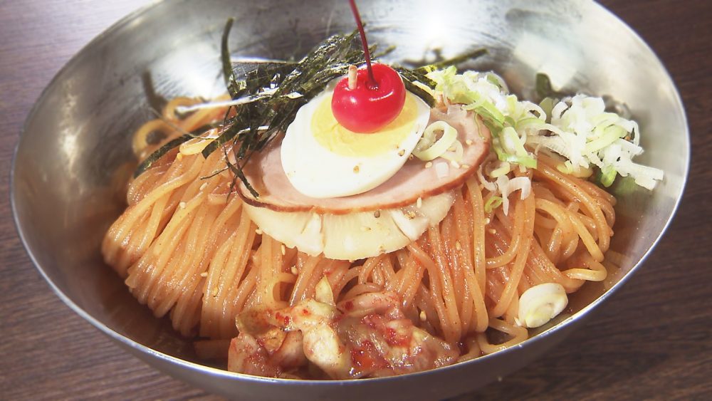 韓国伝統の冷製麺