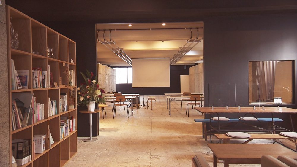 曜日によってお店が変わります