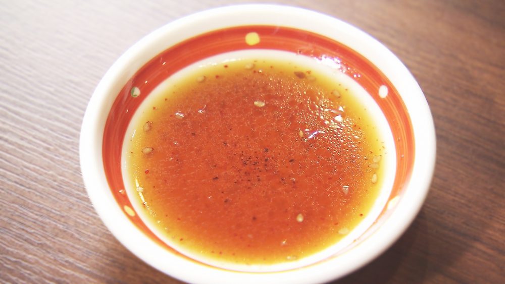 温泉醸造・地元マルシチの醤油使用のタレ