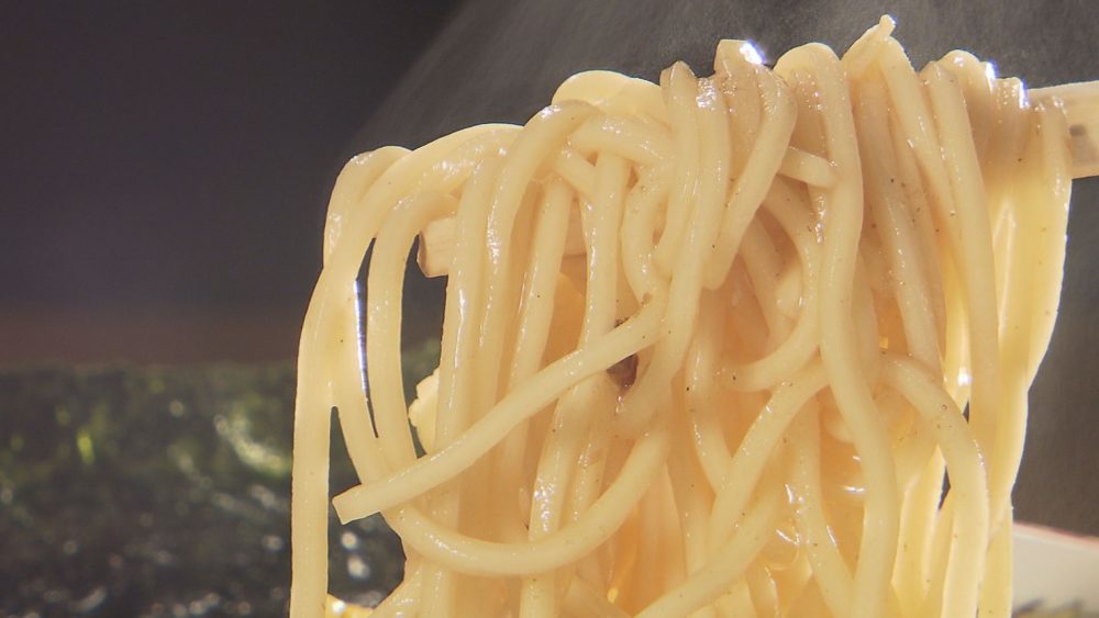 低加水細ストレートの麺