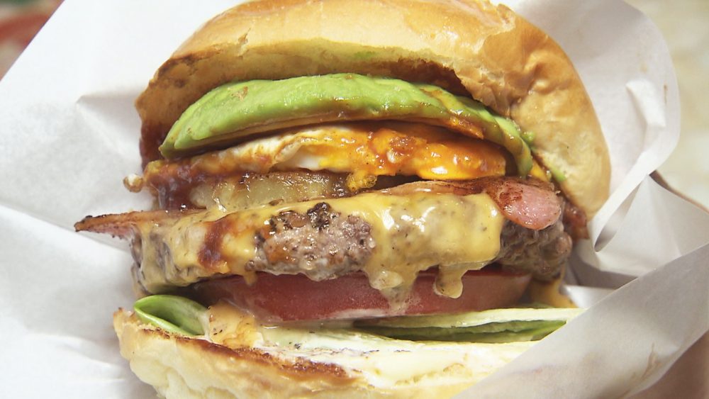 パイナップル、アボカドもサンド