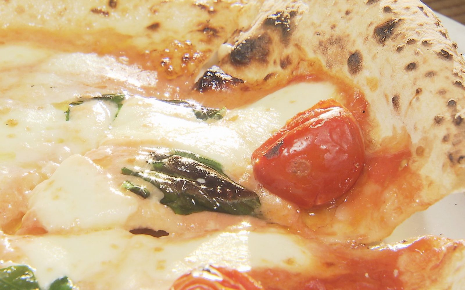 凄腕シェフが放つ！青森の食材にこだわった極上ピッツァ