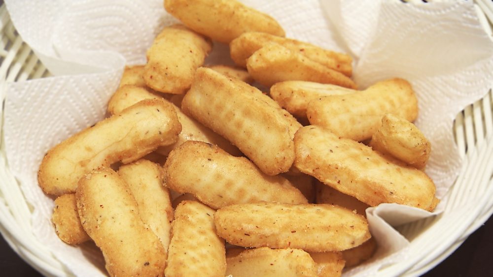 六ケ所村産のごぼう&国産もち米使用