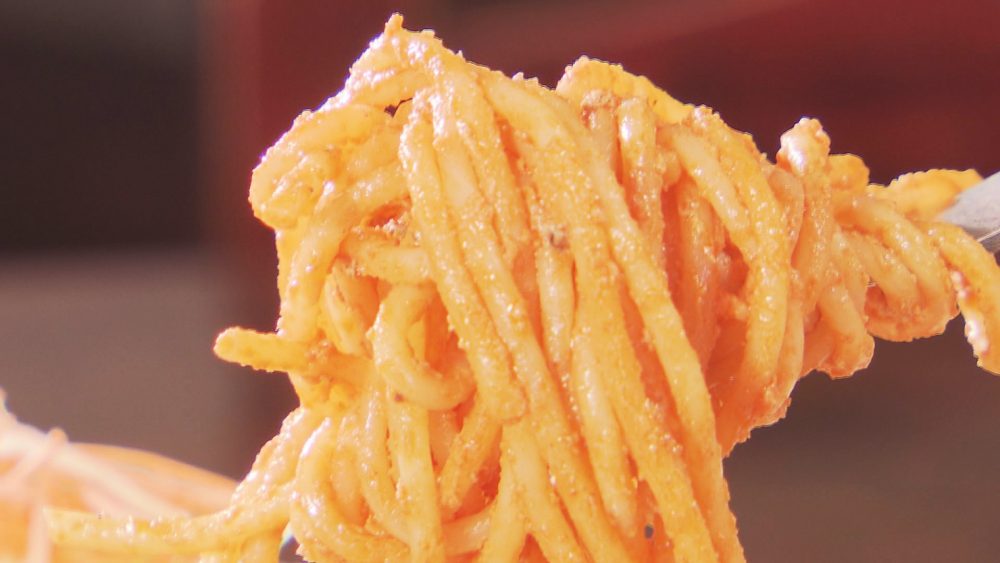 牛すじや野菜だしのトマトパスタ