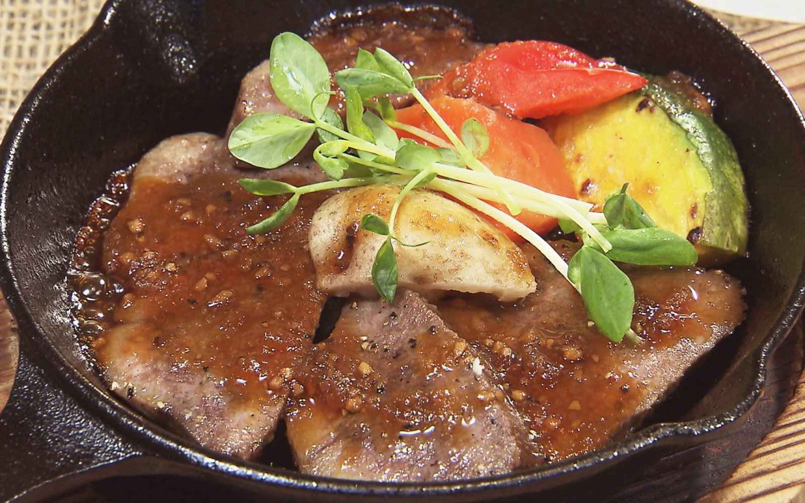 女性に人気！贅沢お肉ランチ