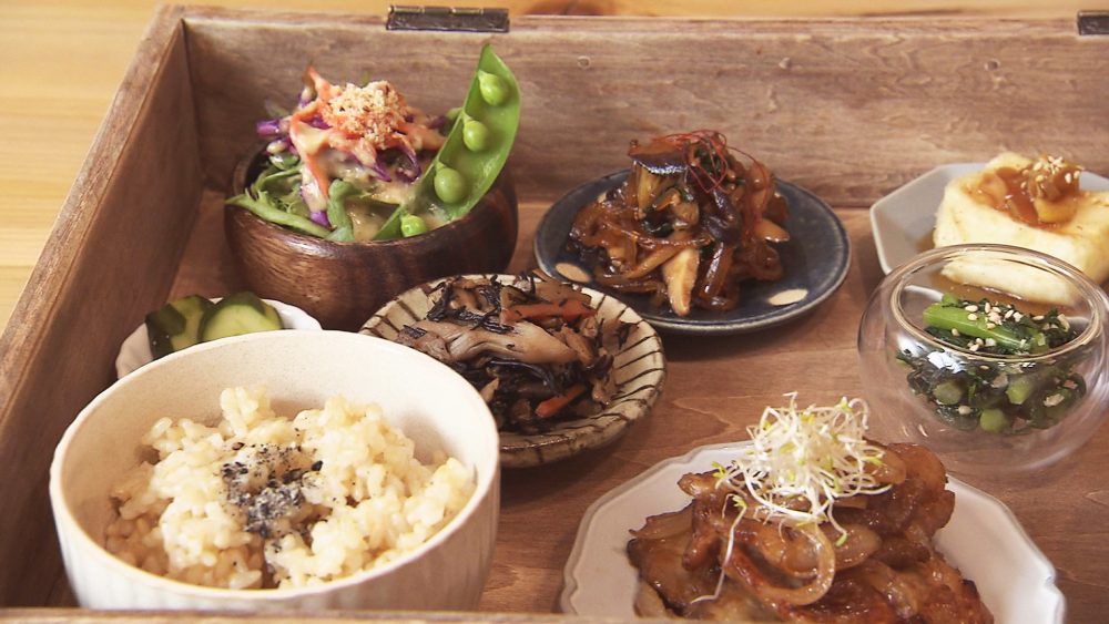 麹と野菜をたっぷり使用