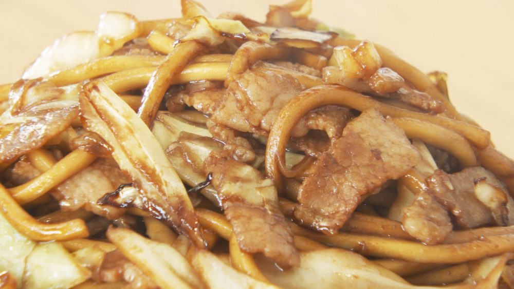 具材は豚肉とキャベツ