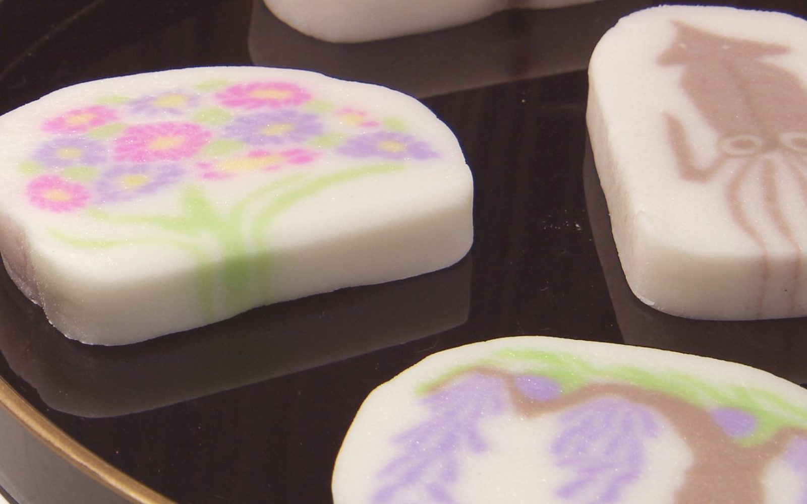 大正時代から続く和菓子店！下北地方伝統のお菓子「べこもち」