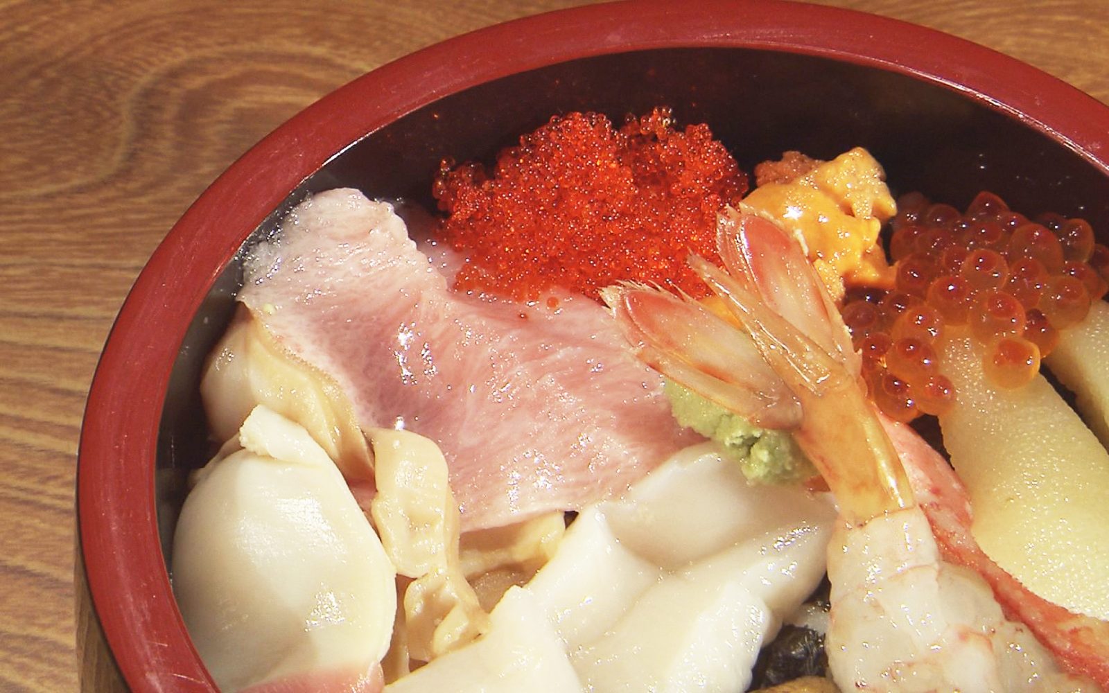 木造地区にある老舗店の贅沢な「上チラシ」