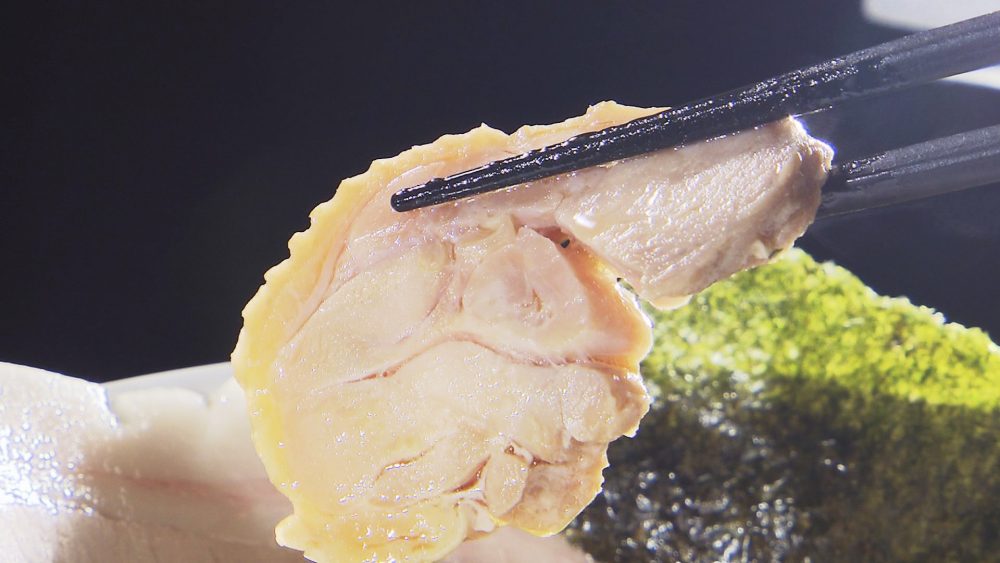 鶏モモと豚ロース・２種類のチャーシュー