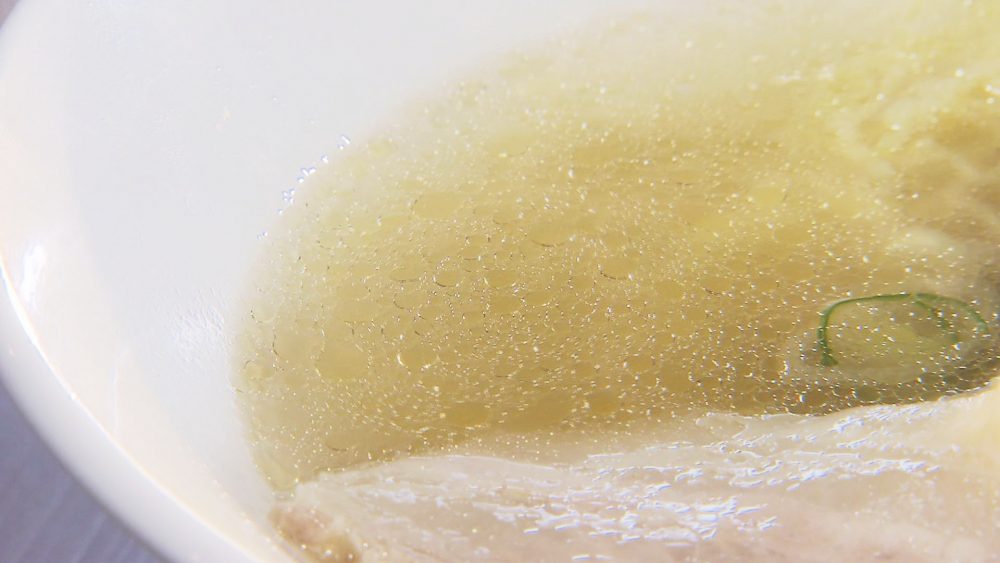 塩と鶏のうまみのバランスが