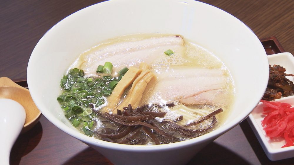 上品でまろやかな美味しさも「博多中華蕎麦」