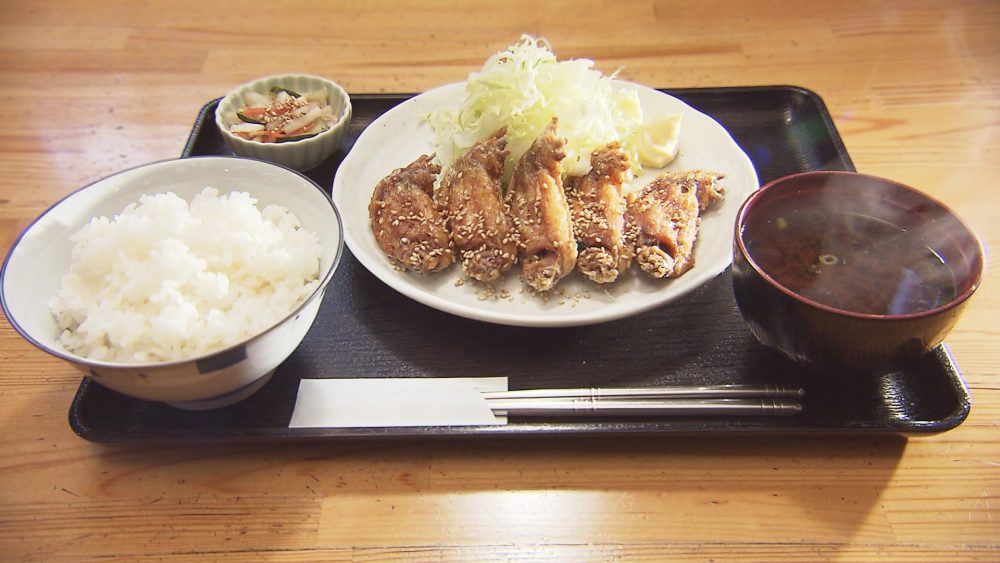 手羽先の唐揚げ定食