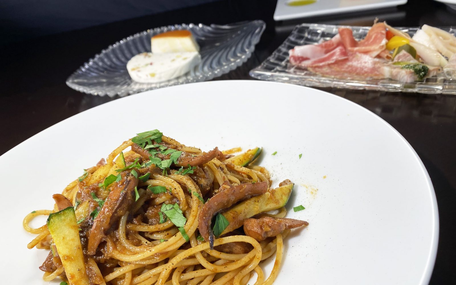 地元の食通が通う！人気イタリアン