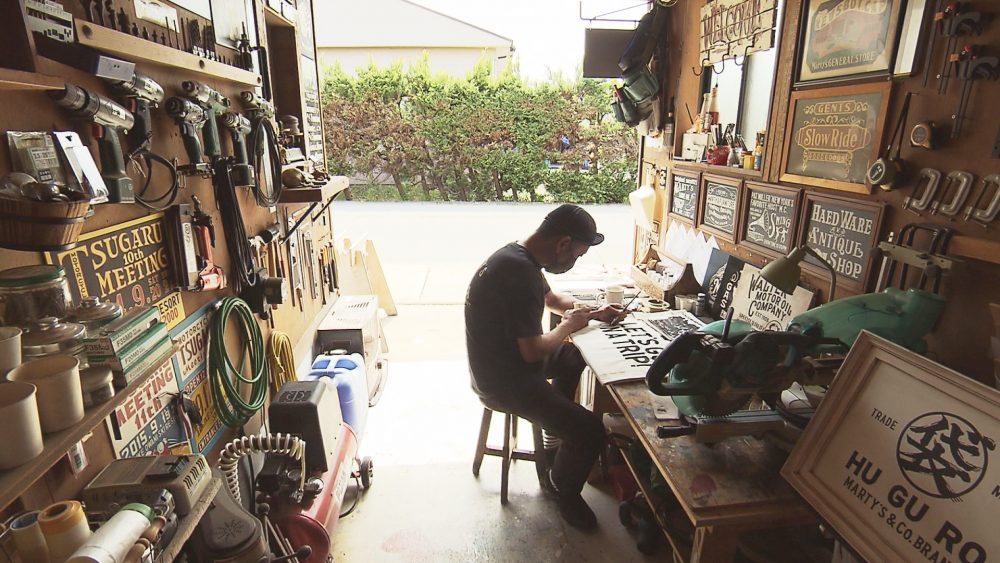 デザイナーとしても活動