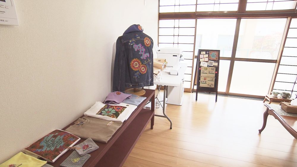 刺繍作家・関 夢郁さんのお店