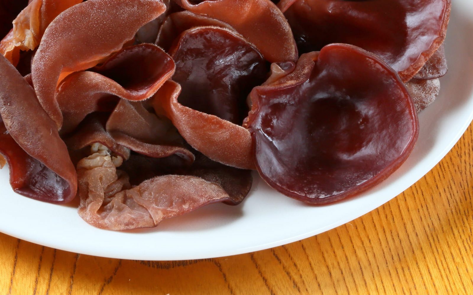 鮮やかで肉厚＆コリコリ食感「青森きくらげ」