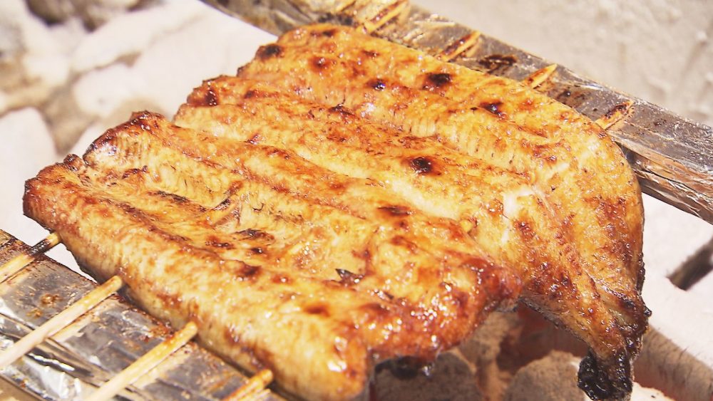 炭火で丁寧に！