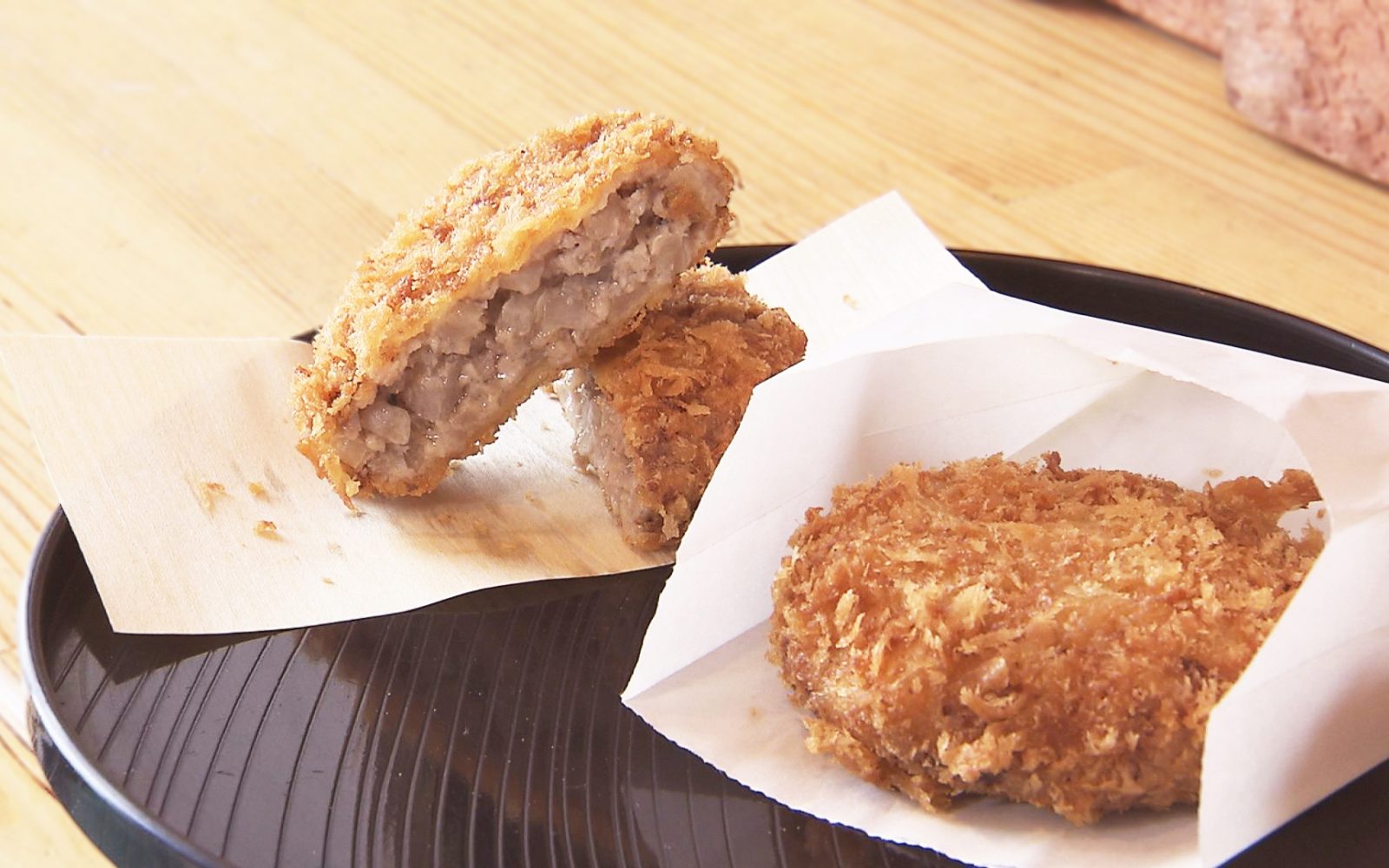 創業90年以上老舗精肉店の絶品「メンチカツ」