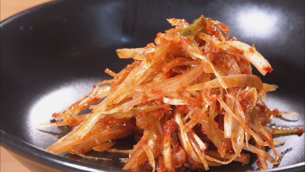 味変には『辛い味付けネギ』を