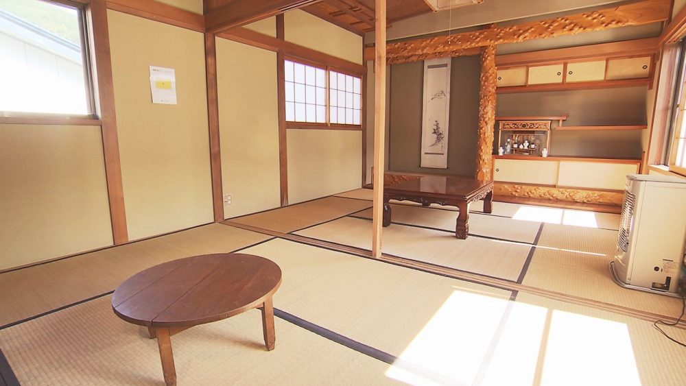 2階には和の空間も