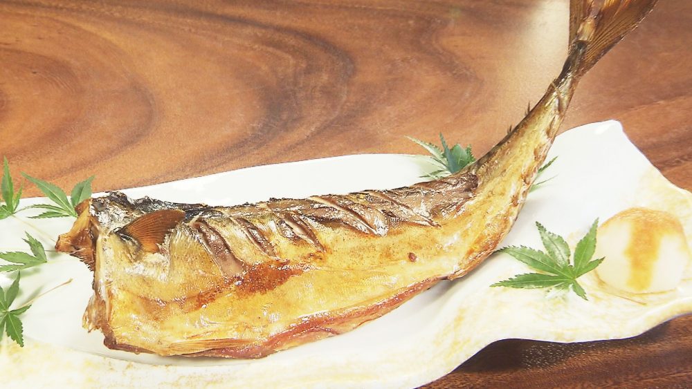 脂がのったサバ