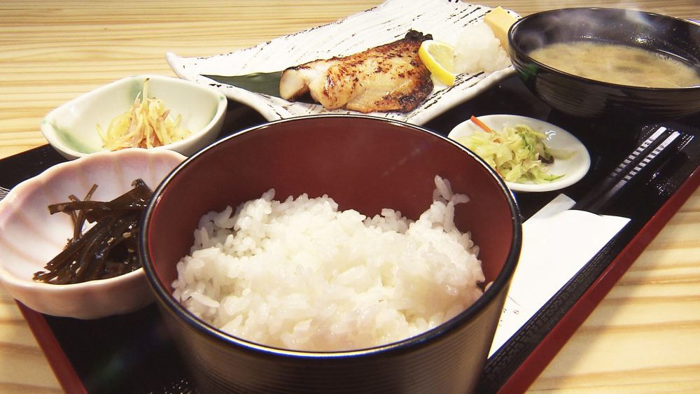 グリルでじっくり焼き上げた「焼魚定食」