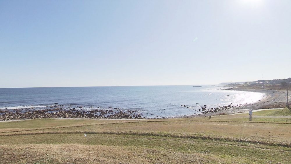 なだらかな芝生地が