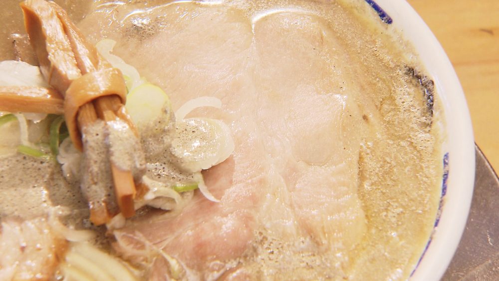 ひらこ煮干しのうま味たっぷり